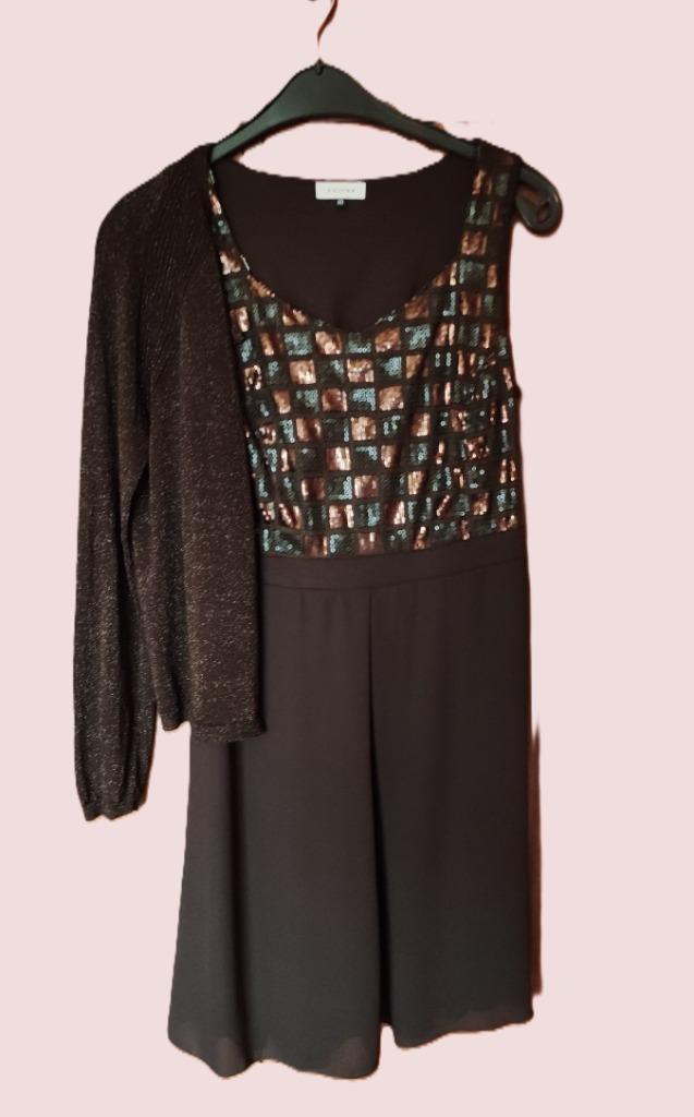 Mouwloze feestjurk Axiome met glittervestje, Kleding | Dames, Maat 38/40 (M), Bruin, Axiome, Ophalen of Verzenden