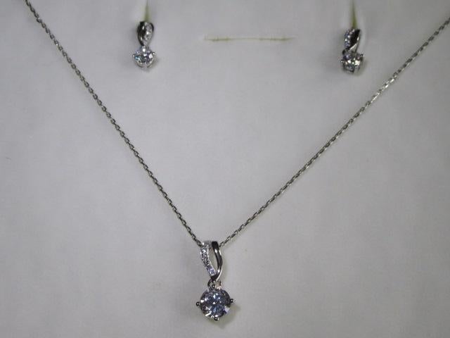Zilveren set - Nona - Oorbellen + ketting  - juwelen, Met hanger, Ophalen of Verzenden, Zo goed als nieuw, Zilver