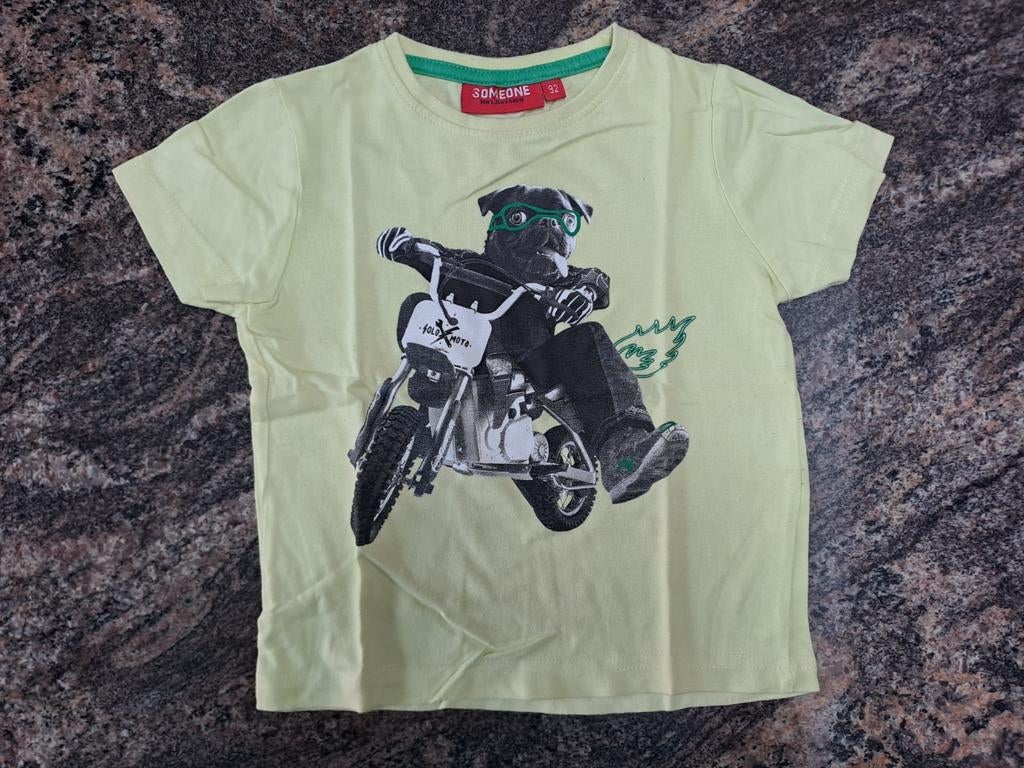 Mt 92 Lichtgele T-shirt hond op moto, Kinderen en Baby's, Kinderkleding | Maat 92, Zo goed als nieuw, Jongen, Shirt of Longsleeve