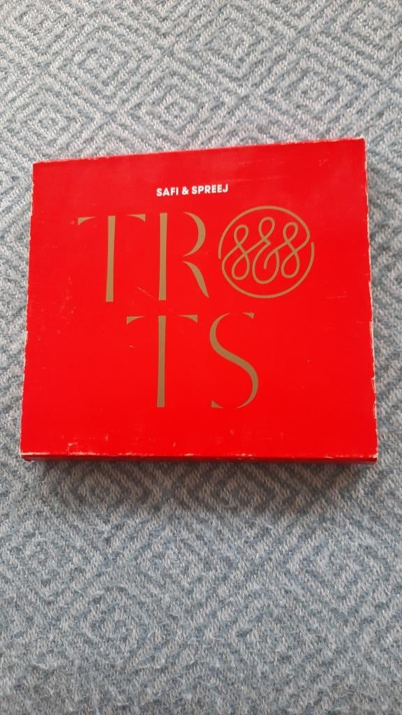 CD SAFI & SPREEJ Trots, CD & DVD, CD | Néerlandophone, Enlèvement ou Envoi, Comme neuf, Rap ou Hip-Hop