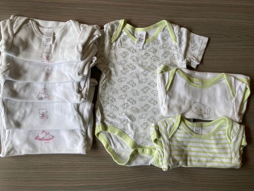 C&A babybody’s - korte mouwen - maat 74, Enfants & Bébés, Vêtements de bébé | Taille 74, Garçon ou Fille, C&A, Enlèvement ou Envoi