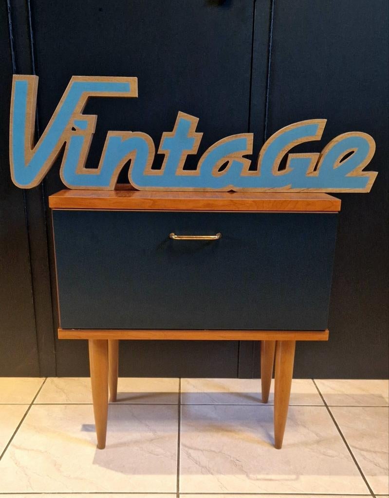 Table de nuit vintage / table de chevet vintage, Maison & Meubles, Comme neuf