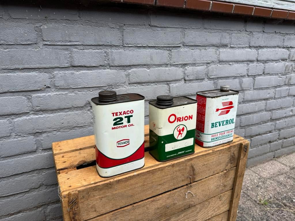 Diverse 1 liter olie blikken, Verzamelen, Merken en Reclamevoorwerpen, Ophalen of Verzenden, Gebruikt, Verpakking