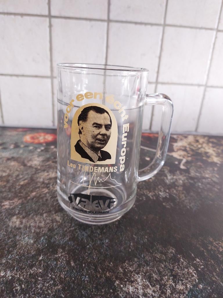 Chope à bière ancienne Leo Tindemans cvp, Collections, Enlèvement ou Envoi, Comme neuf, Verre à bière