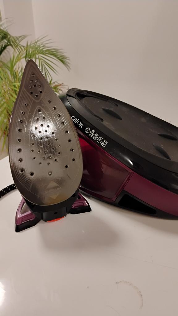 Calor stoomgenerator + Tefal strijkplank, Elektronische apparatuur, Strijkijzers en Strijkplanken, Ophalen, Nieuw