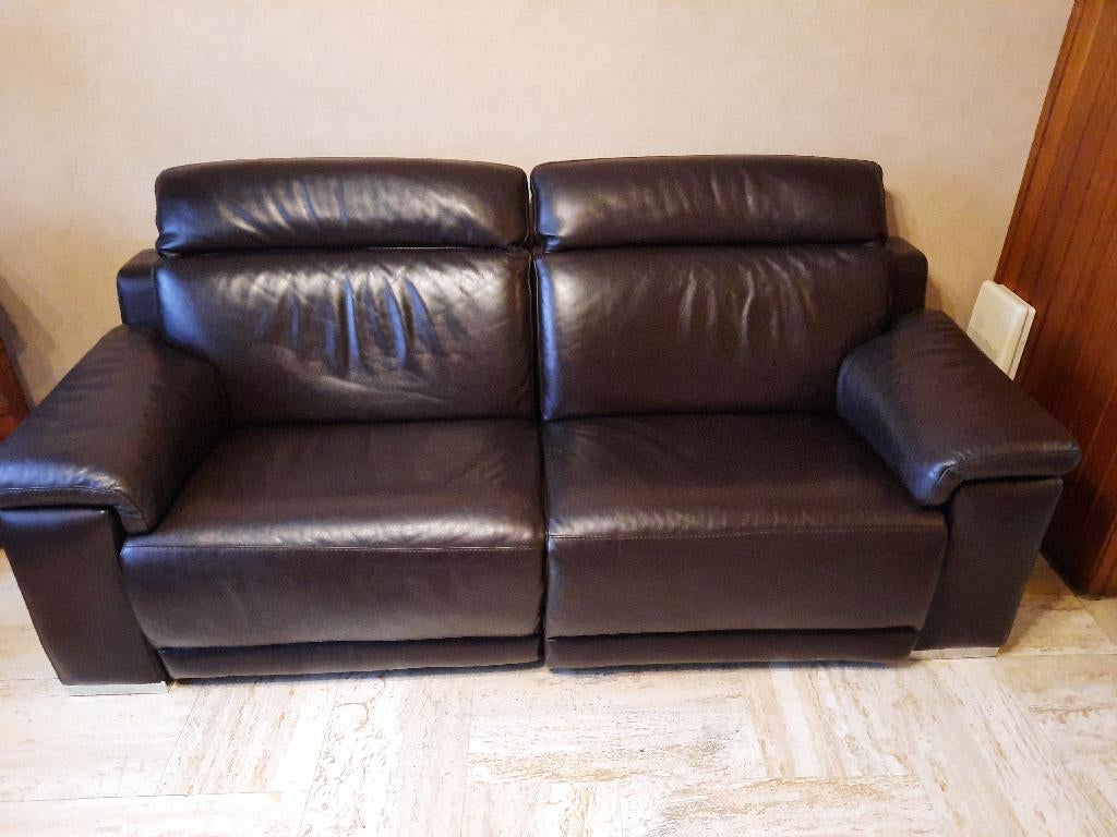 Divan cuir - un canapé milieu de gamme, 200 à 250 cm, Banc droit, Enlèvement, Utilisé