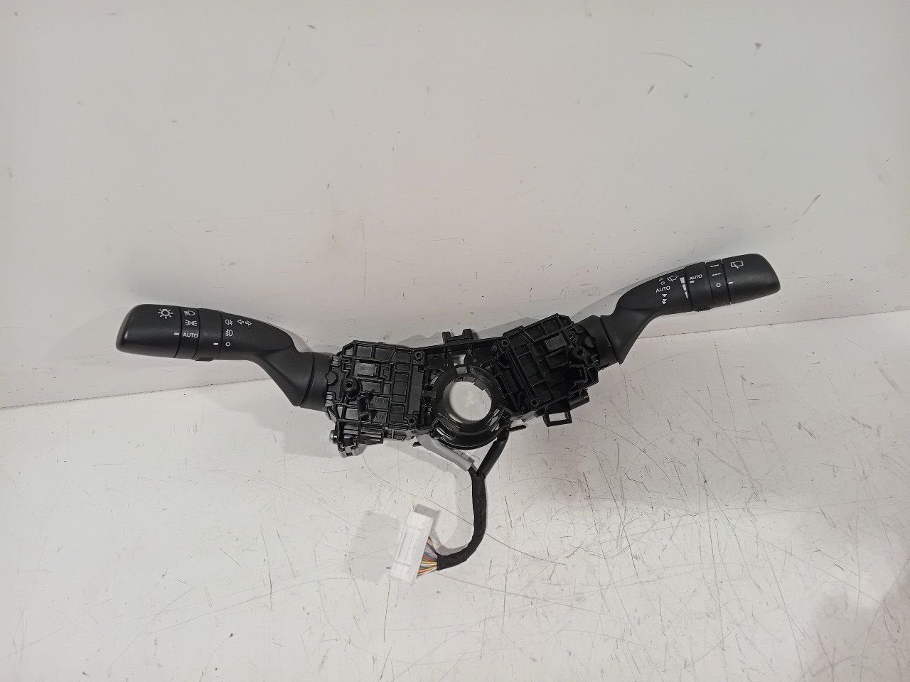 Combischakelaar Toyota Yaris, Onderdelen@venauto.nl, Van der Ven Autorecycling B.V., Ettenseweg 76, 4706 PB Roosendaal, The Netherlands
