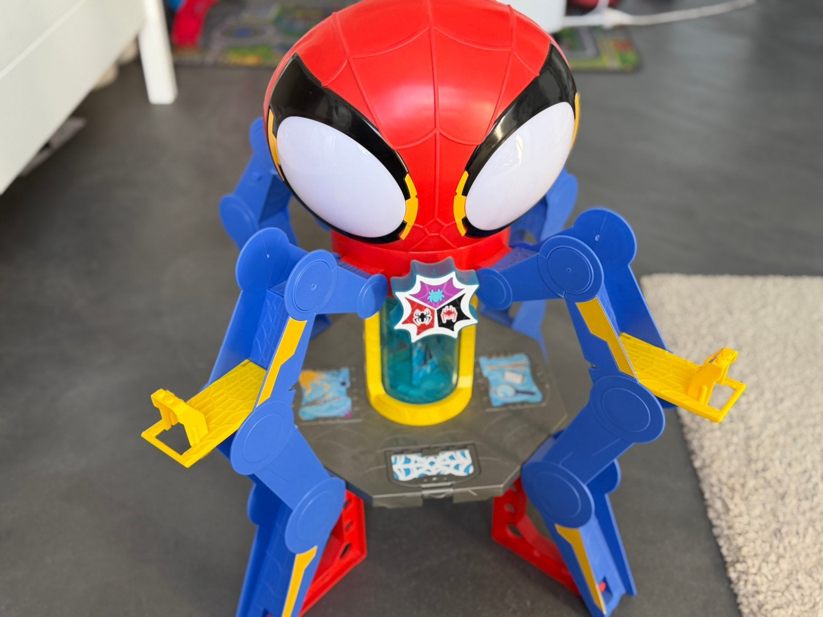 Hoofdkantoor van Spidey and Friends — Hasbro (Marvel), Ophalen, Zo goed als nieuw