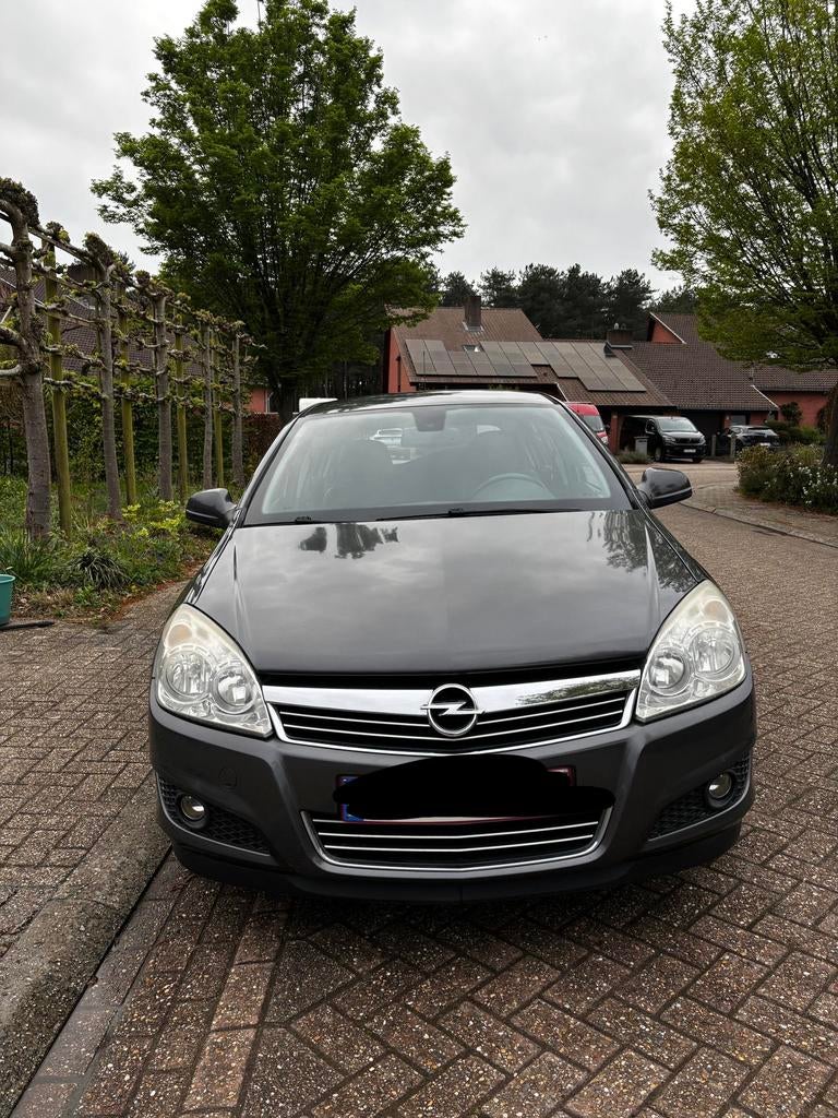 Opel Astra 2009 - Diesel, Autos, Argent ou Gris, Achat, Capteur de stationnement, Boîte manuelle