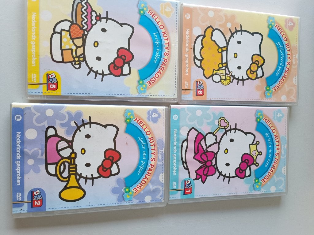 set 4 dvd's meisjes, Avontuur, Gebruikt, Alle leeftijden, Nederlands