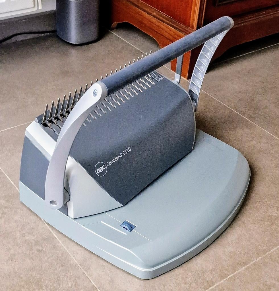 GBC CombBind c110 inbindmachine + binders, Diversen, Ophalen