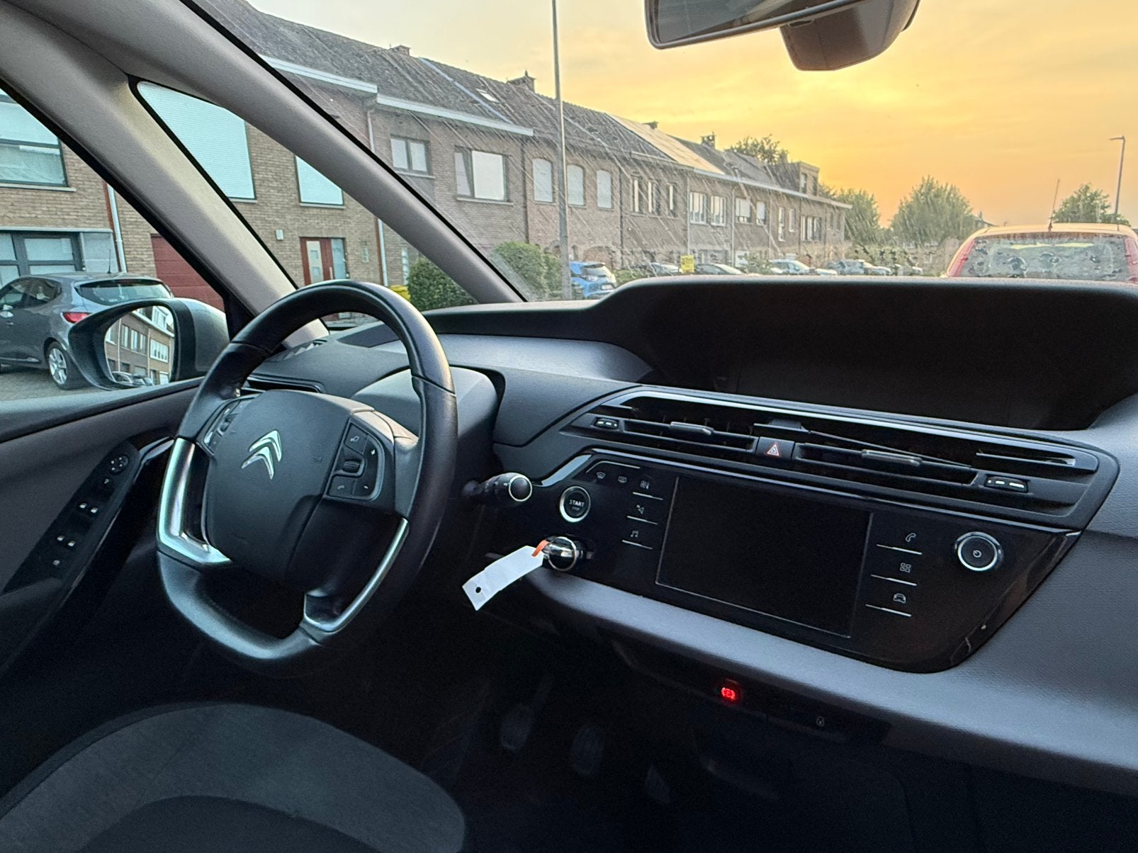 GPS professionnel Citroën C4 Space Tourer 1.5 BlueHDi, Argent ou Gris, Achat, Euro 6, Entreprise