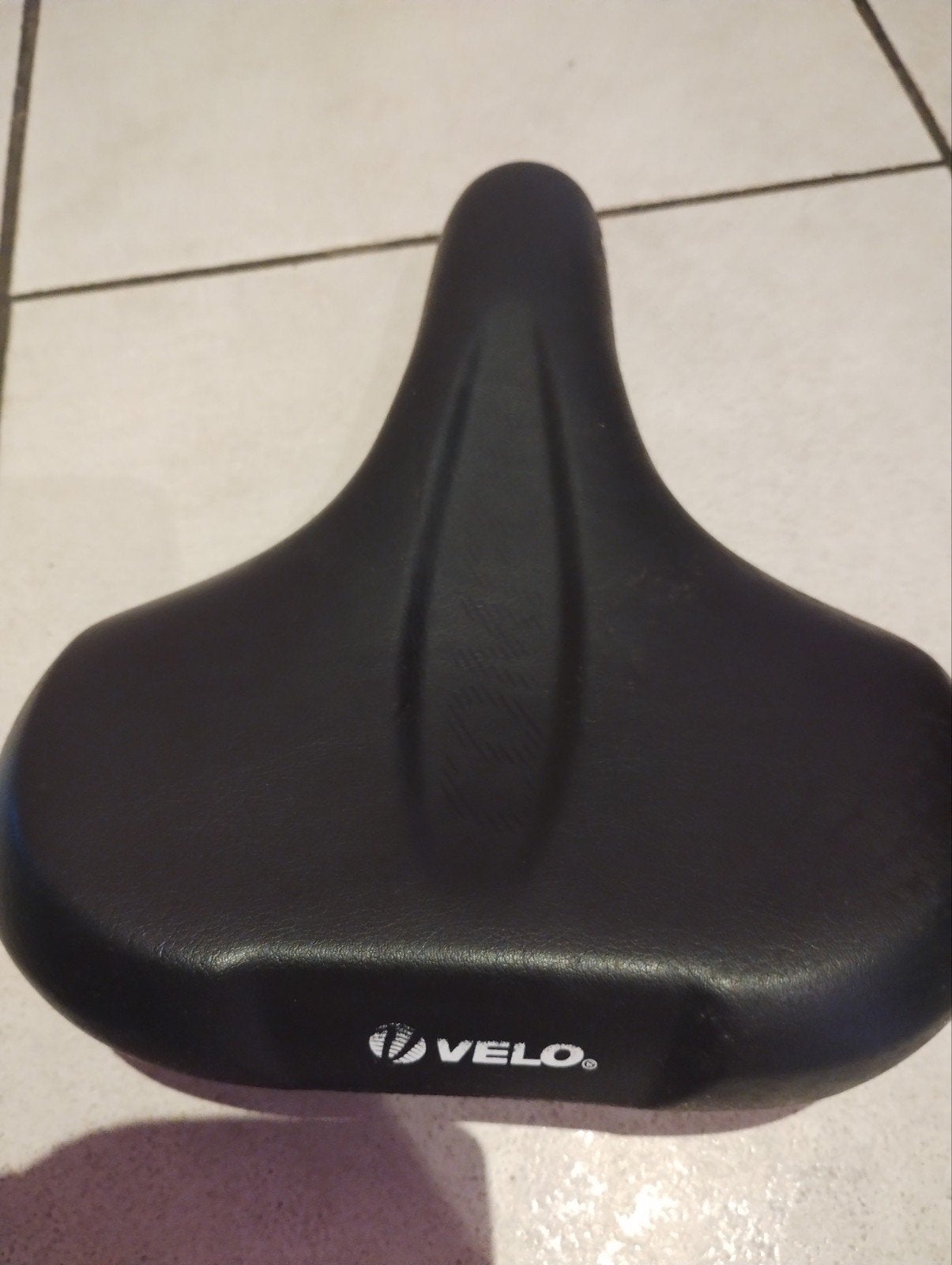 Selle de vélo noire, marque Velo, unisexe, Vélos & Vélomoteurs, Enlèvement ou Envoi