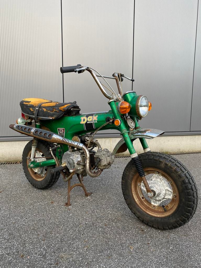 Honda st50 japans model dax, Fietsen en Brommers, Brommers | Honda, Zo goed als nieuw, Ophalen