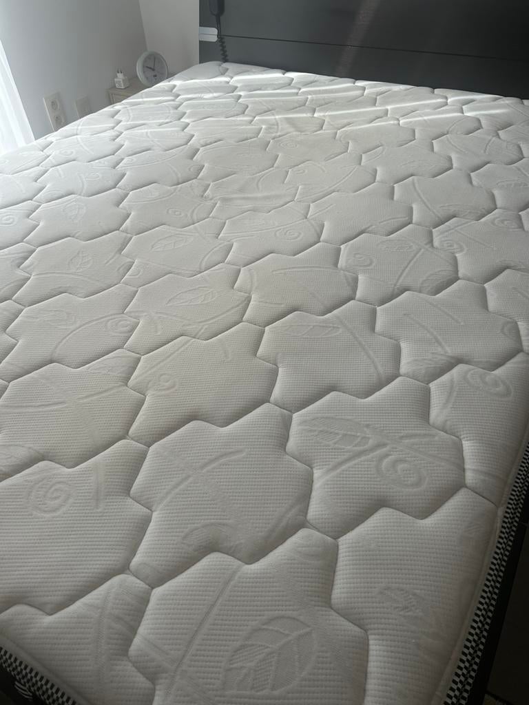 Matras 160x200, Ophalen, Zo goed als nieuw, Matras