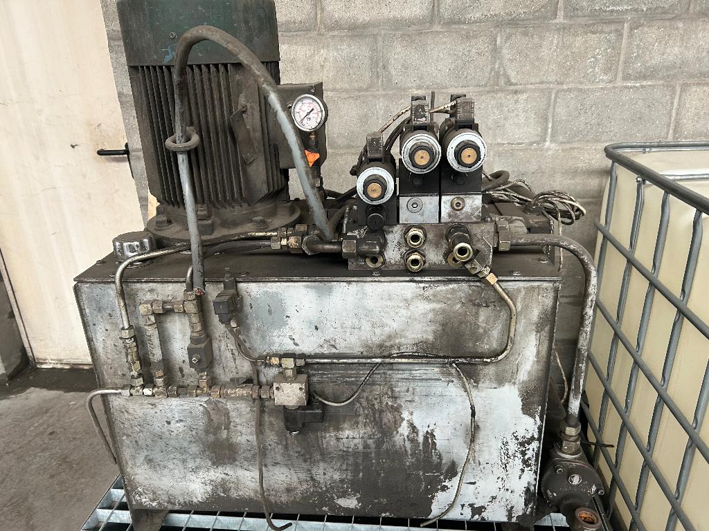 Hydrauliek pomp, Doe-het-zelf en Bouw, Ophalen, Gebruikt