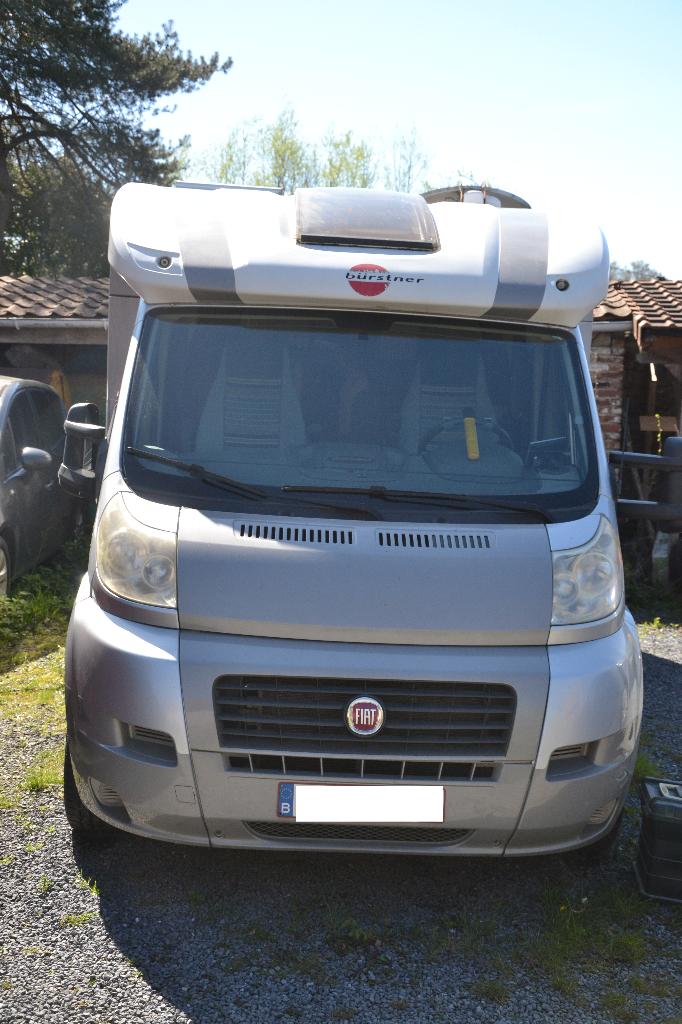 Burstner, Caravanes & Camping, Camping-cars, Jusqu'à 4, 6 à 7 mètres, Siège standard, Toilette à cassette