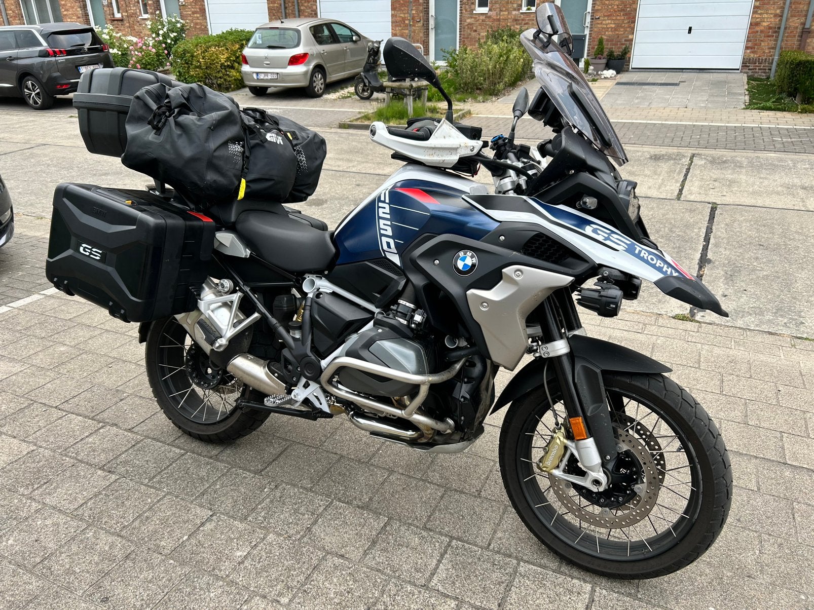Bmw R1250GS trophy garantie tot 2029 met Carpuride, Motoren, 2 cilinders, Nieuw, Motorrijbewijs A, Particulier