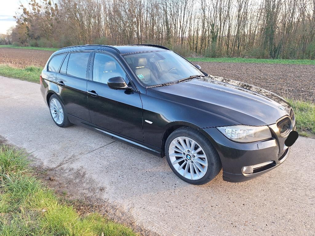 BMW 318d touring, trekhaak, H&k, xenon..., Euro 5, Boîte manuelle, Noir, 5 portes