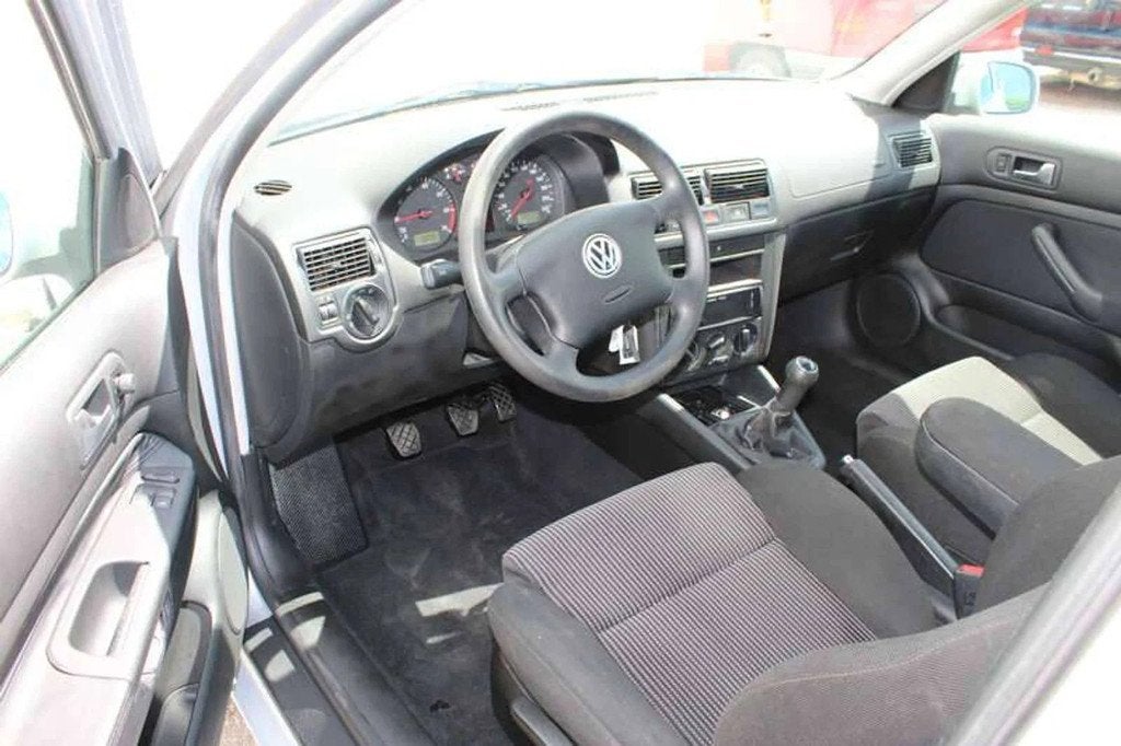Volkswagen Golf 1.4i Airco inclusief 3 JAAR garantie, 75 pk, Zwart, Volkswagen, Bedrijf
