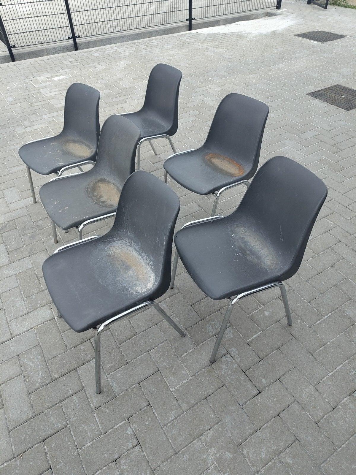 6 chaises, Enlèvement