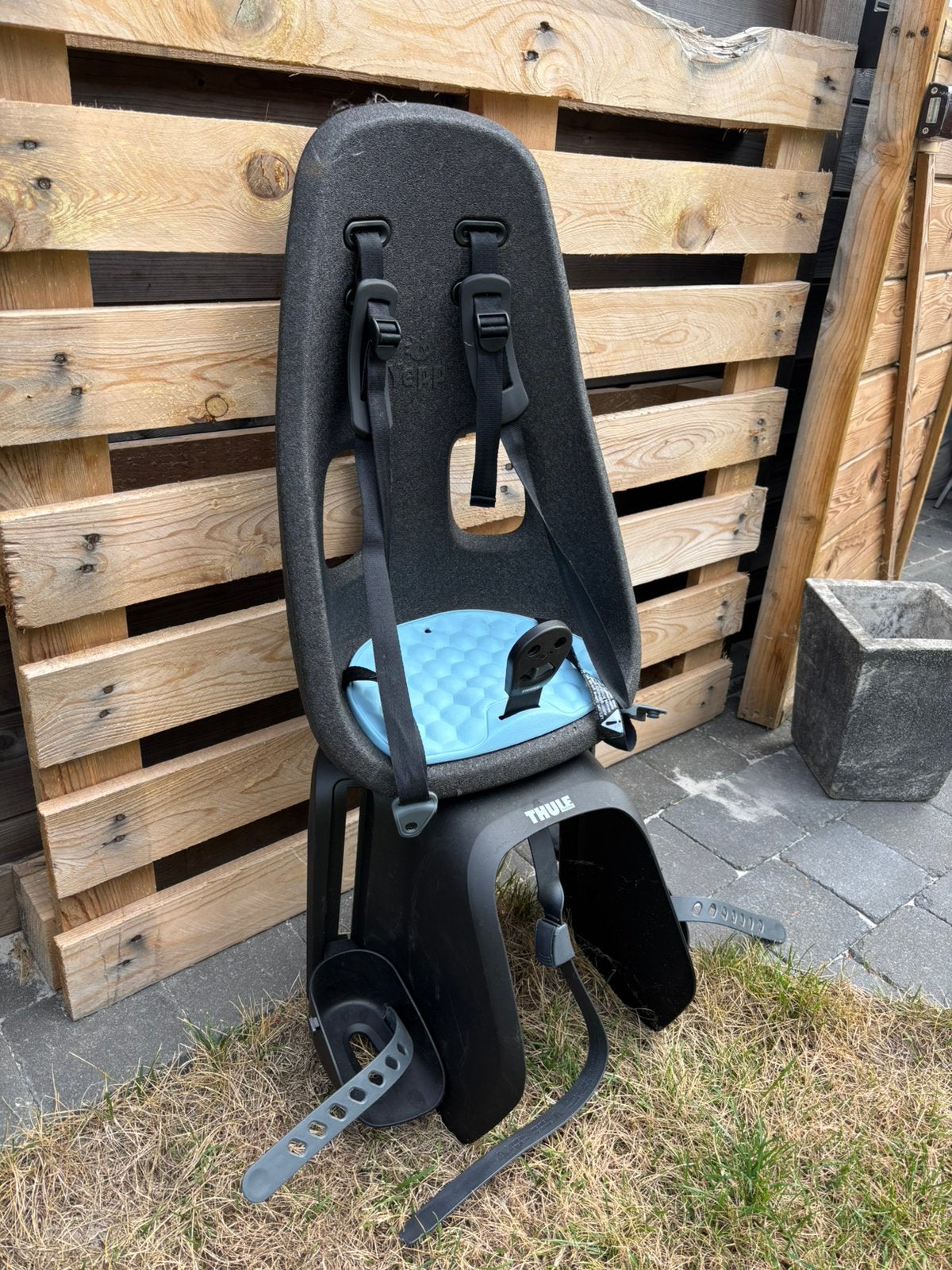 Thule Yepp 2 maxi rack mount lightblauw nieuwstaat, Ophalen, Zo goed als nieuw