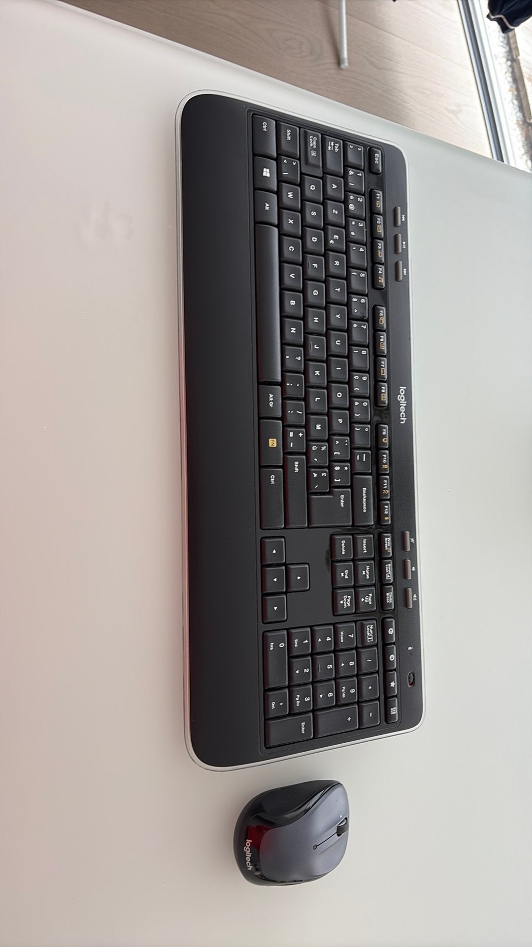 Logitech MK540 Advanced Draadloze Toetsenbord en Muis AZERTY, Computers en Software, Ophalen of Verzenden, Azerty, Zo goed als nieuw