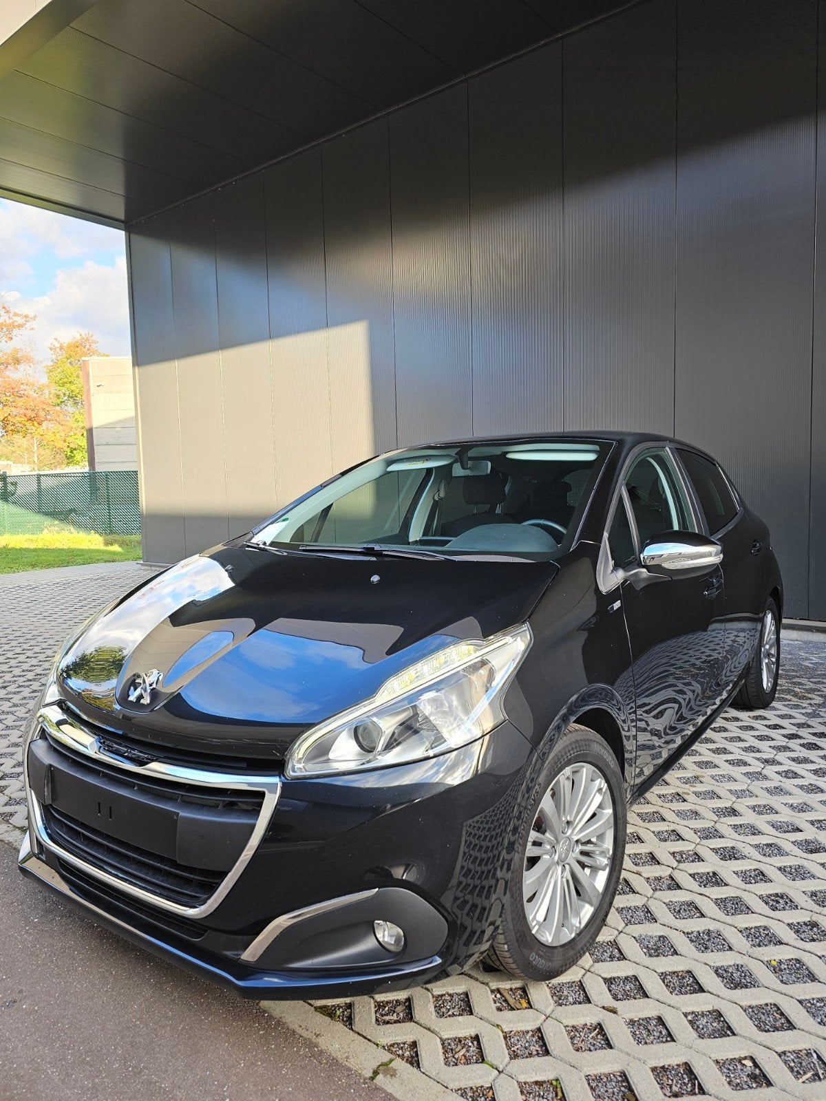 Peugeot 208 05/2017 airco Cruise Navi euro6, Auto's, Voorwielaandrijving, Stof, Zwart, 5 deurs