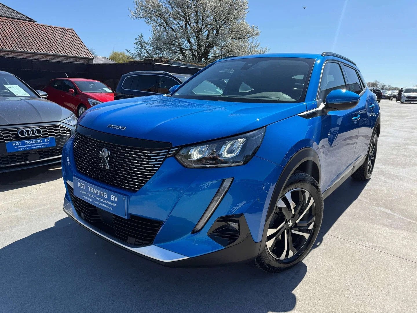 Peugeot 2008 1.2i ALLURE NAVIGATIE FULL LED ZWART LEDER CARP, Auto's, Peugeot, 1263 kg, Gebruikt, 1199 cc, Blauw