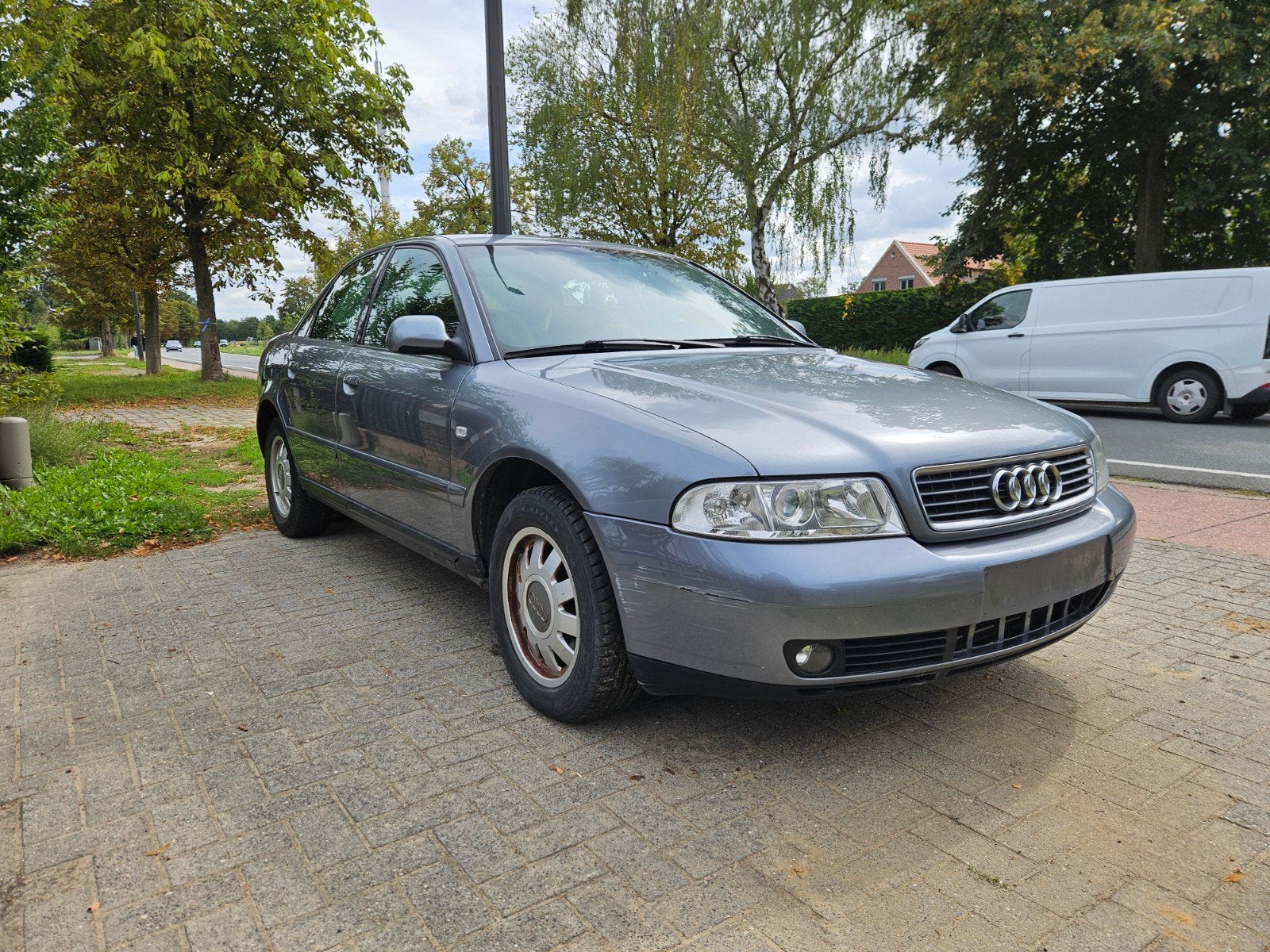 Audi A4 sedan 1.9 TDI*AUTOMAAT*AIRCO*165300KM*ALU VELGEN, Autos, Argent ou Gris, Achat, A4, Automatique