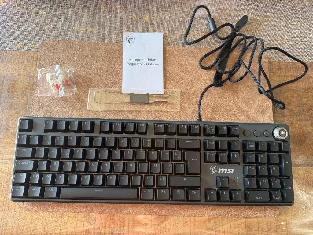 Clavier Gaming MSI Forge GK310, Neuf, MSI, Azerty, Enlèvement