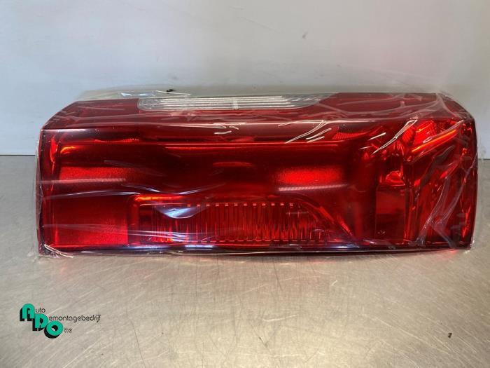 Feu arrière gauche d'un Mercedes Sprinter (Sprinter 18-), Autos : Pièces & Accessoires, Éclairage, Mercedes-Benz, Utilisé, 3 mois de garantie