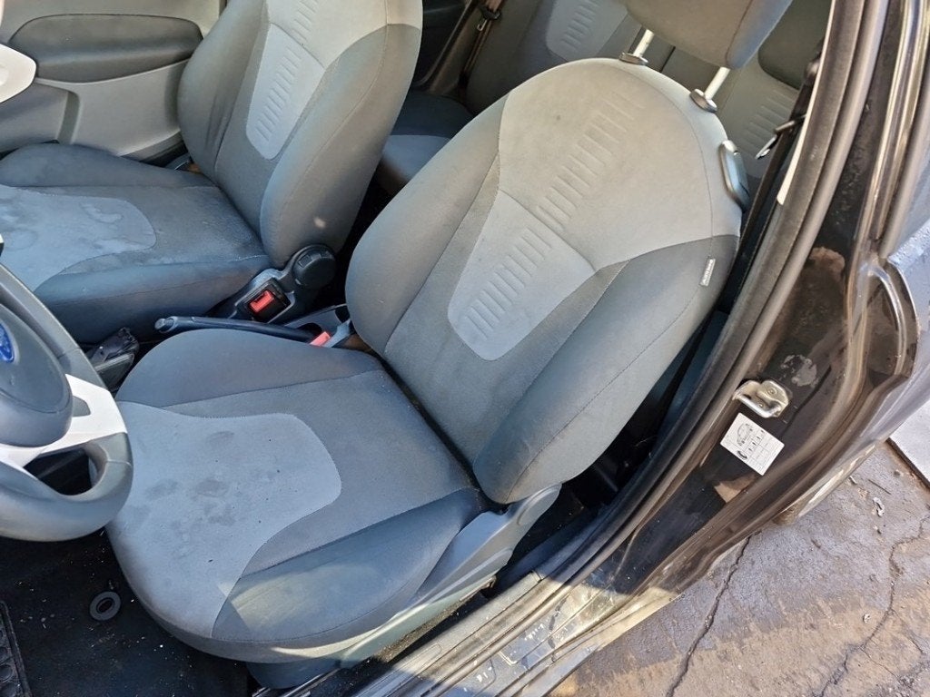 CEINTURE DE SECURITE AVANT GAUCHE Ford Ka II (|1671628|), Henry-Ford-Straße  1
50735  Köln, DE, Ford-Werke GmbH, Kunden@ford.com