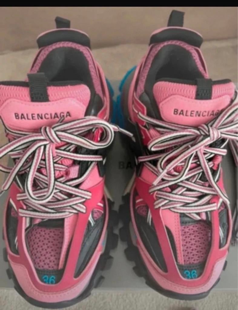 Originele balenciaga tracker, Kleding | Dames, Ophalen, Zo goed als nieuw