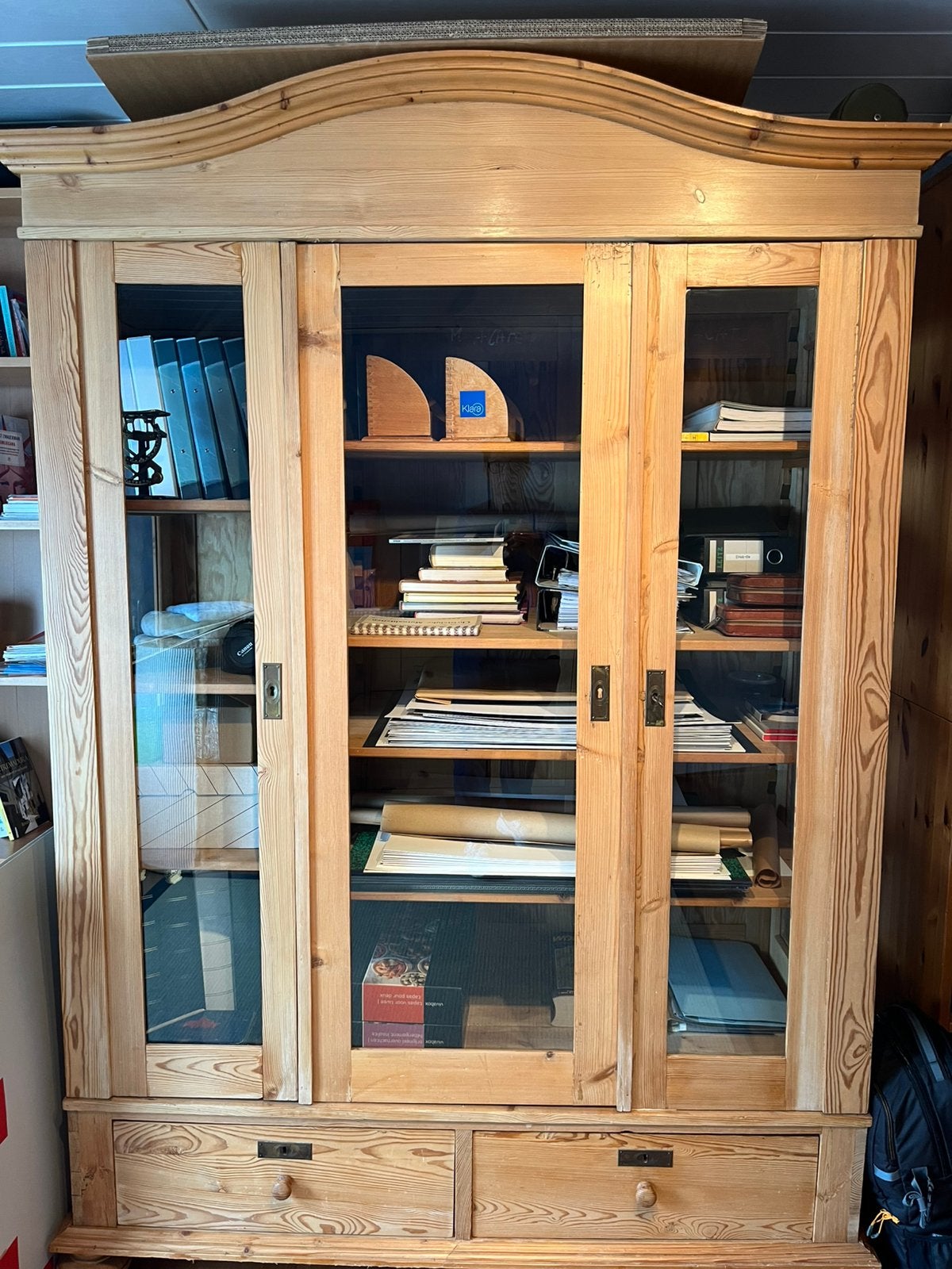 Boekenkast buffetkast, Huis en Inrichting, Ophalen, Zo goed als nieuw