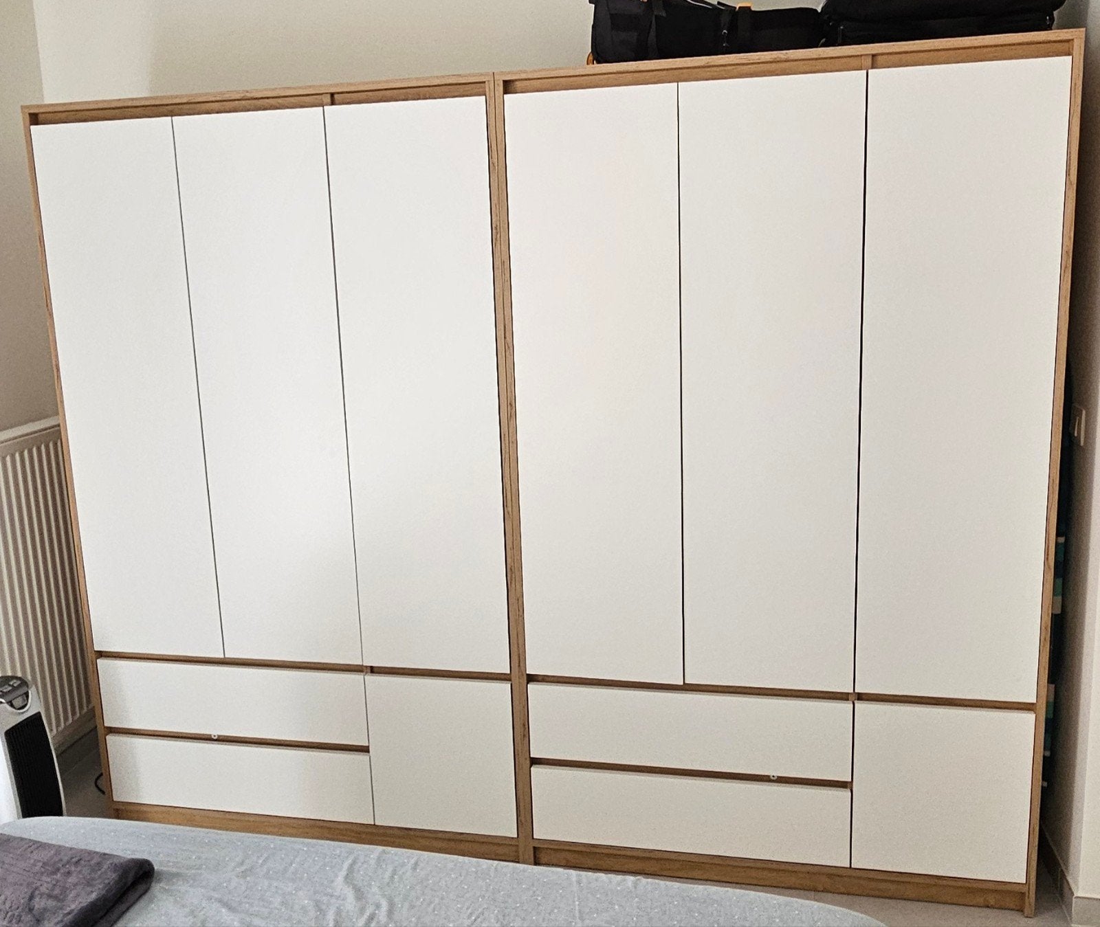 Chambre avec 2 tables de chevet, Maison & Meubles, Armoires | Penderies & Garde-robes, Enlèvement