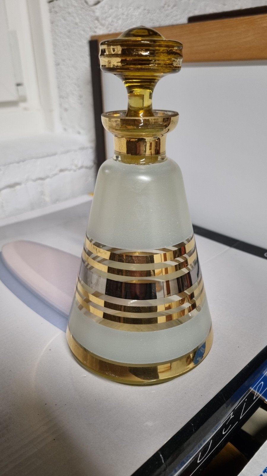 magnifique  carafe en opaline  avec dorure, Enlèvement