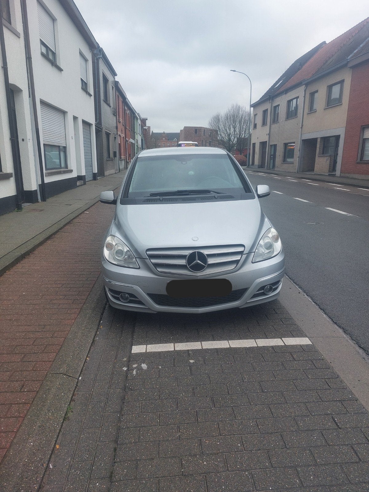 Mercedes Classe B 180 CDI, Euro 5, Pro Navmi, capteurs VA, Autos, Euro 5, Achat, Boîte manuelle, Noir