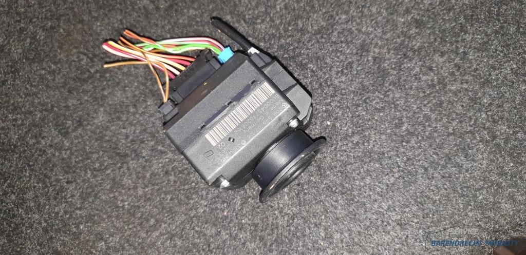 Contactslot W203 W209 Mercedes C CLK Klasse 2095450708 origi, Gebruikt, Mercedes-Benz AG, Mercedes-Benz, Mercedesstrasse 120
70372  Stuttgart, DE