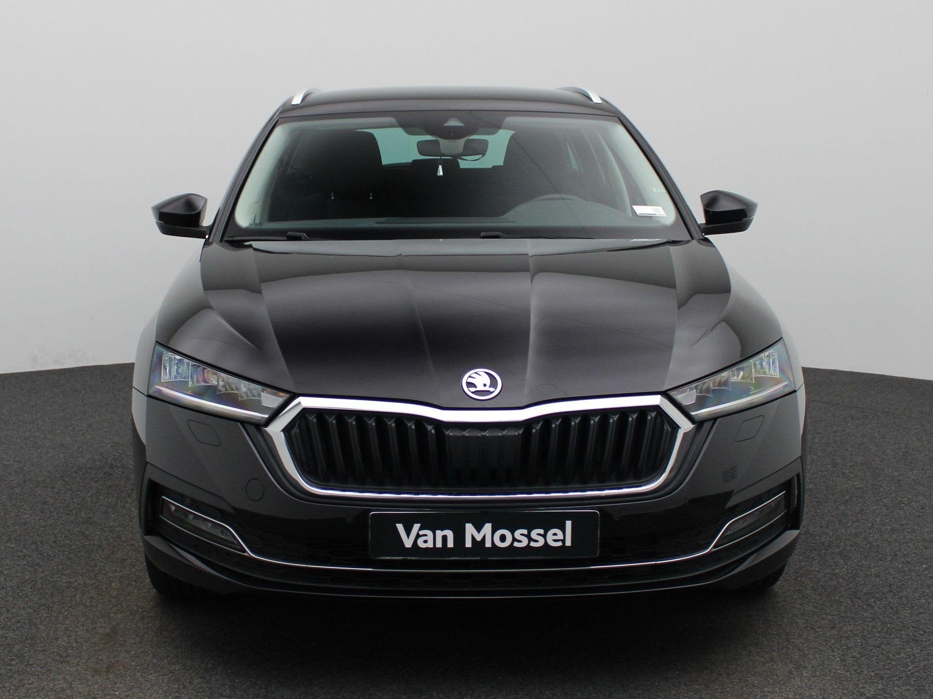 Skoda Octavia Combi 1.0 TSI 81kW Clever CAMERA | CARPLAY | Z, Auto's, Voorwielaandrijving, Stof, Gebruikt, Zwart