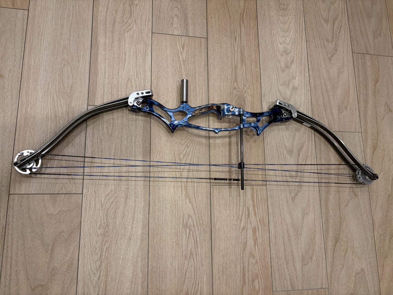 Arceau gauche Hoyt XT 4000, Enlèvement, Comme neuf