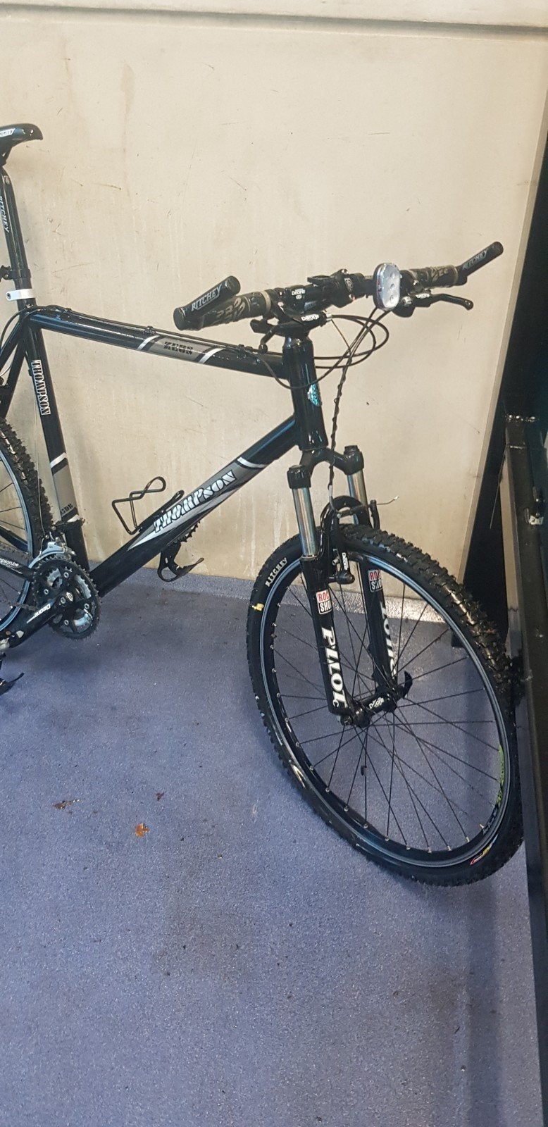 VTT Thompson, Enlèvement, Utilisé, Autres marques