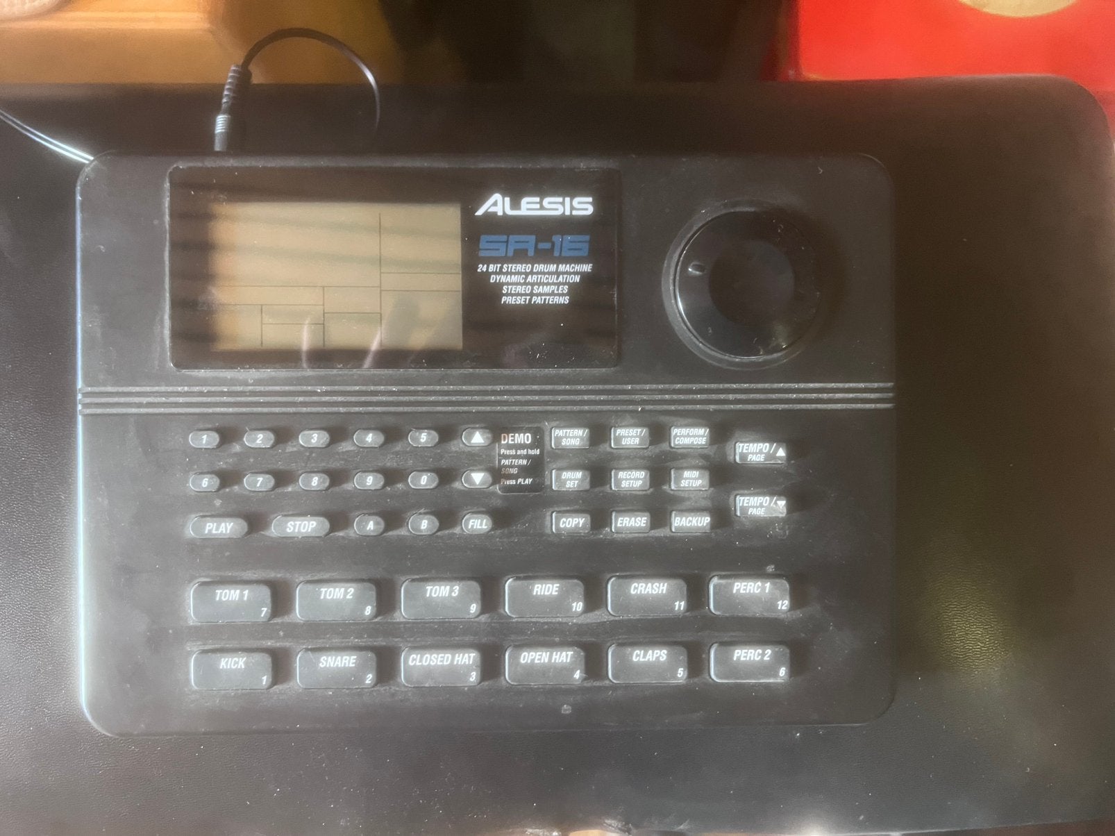 Drumcomputer alesis, Muziek en Instrumenten, Midi-apparatuur, Ophalen, Zo goed als nieuw