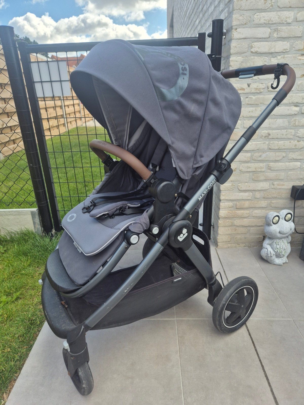 Maxi Cosi Adorra, Enlèvement