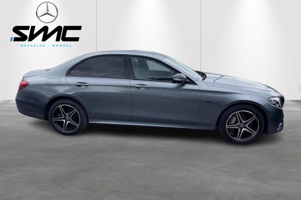 Mercedes-Benz E-Klasse Berline E 300 e AMG Line, Auto's, Automaat, 4 deurs, 4 cilinders, Plug-in hybride