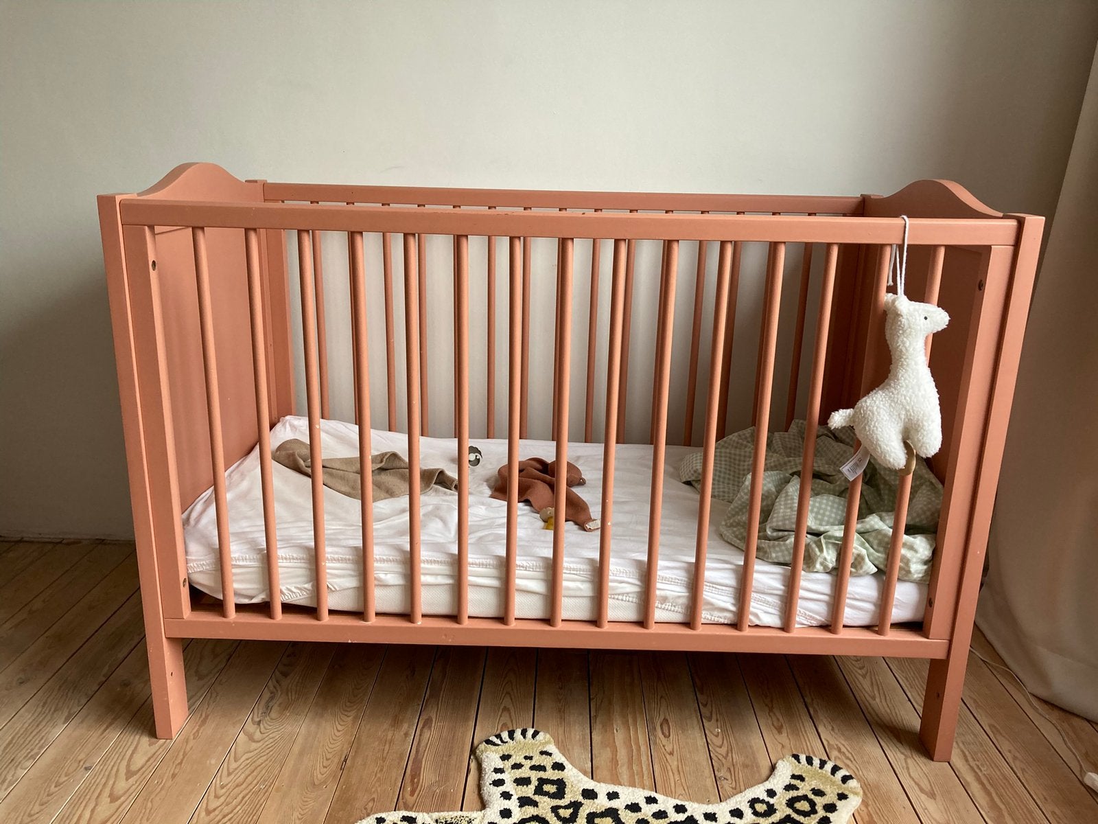 Houten babybed (zonder matras), Ophalen, Gebruikt, Ledikant