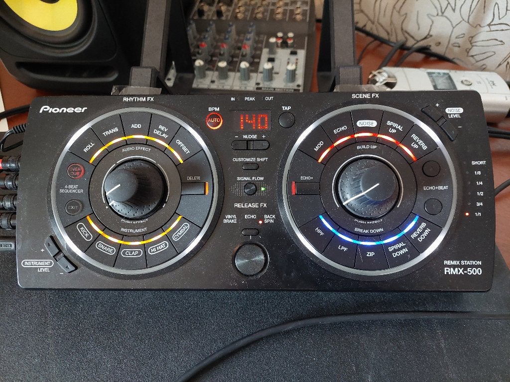 Pionneer RMX-500 Performance DJ effector, Musique & Instruments, DJ sets & Platines, Comme neuf, Pioneer, Enlèvement ou Envoi