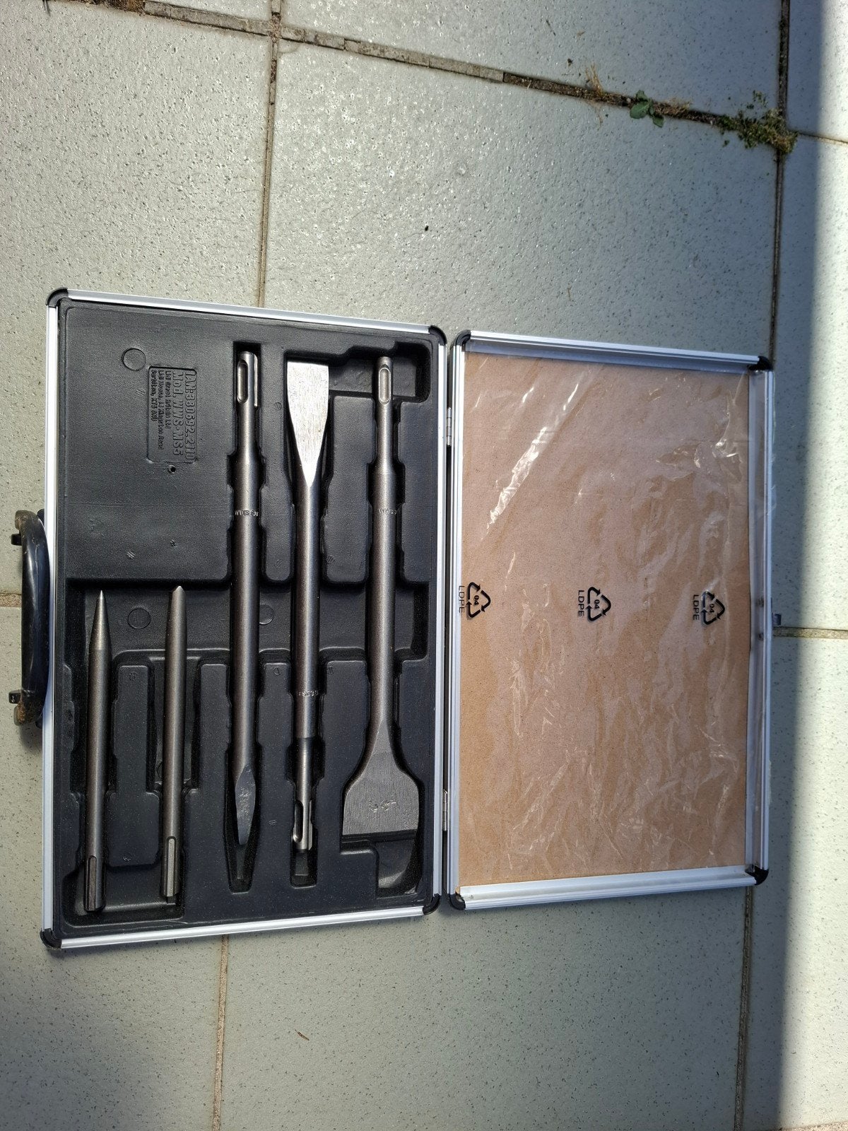 beitel set, Ophalen, Beitel