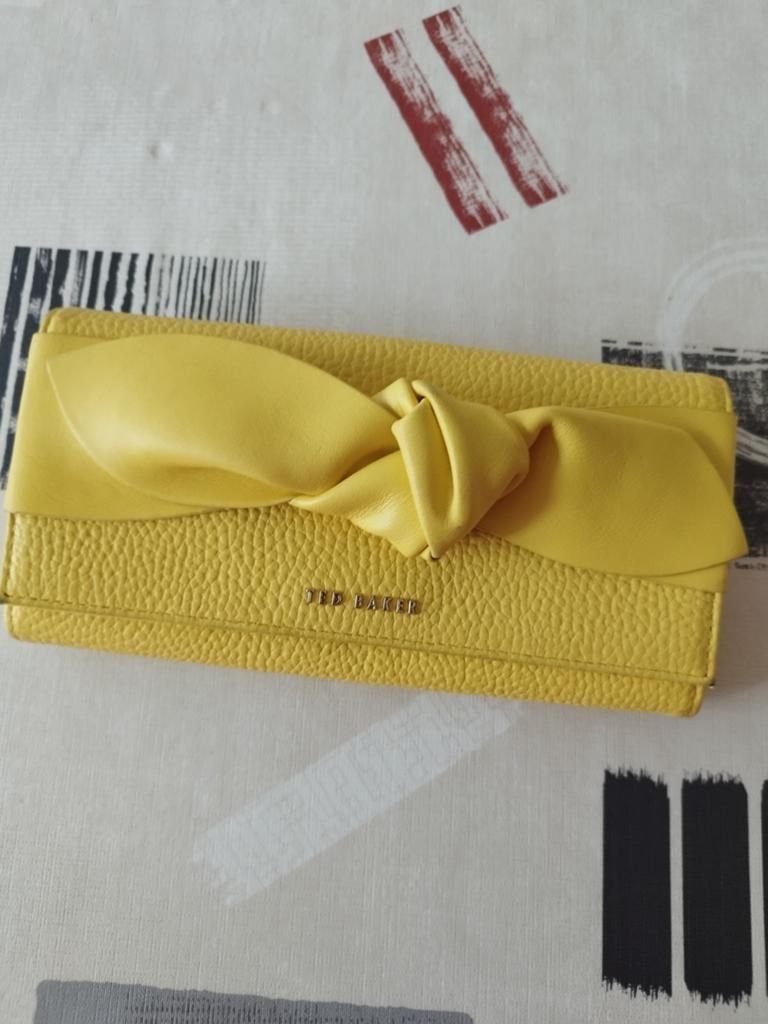 Gele portefeuille van Ted baker, Handtassen en Accessoires, Portemonnees, Ophalen of Verzenden, Zo goed als nieuw, Geel, Overige merken