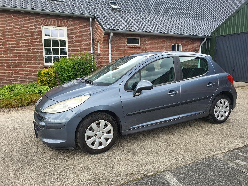 Peugeot 207 1.6 HDi avec climatisation régulateur devitesse, Autos, Peugeot, Particulier, Air conditionné, Verrouillage central